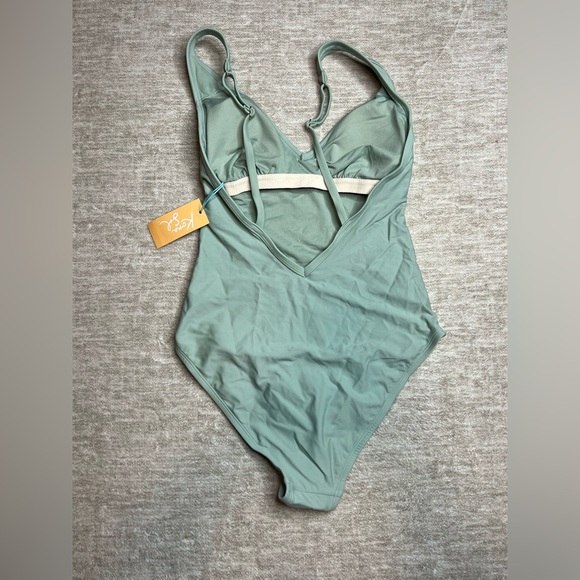 Kona Sol V Neck High Leg One Piece Swimsuit Size Small Sage Green Bathing Suit - Picture 2 of 7